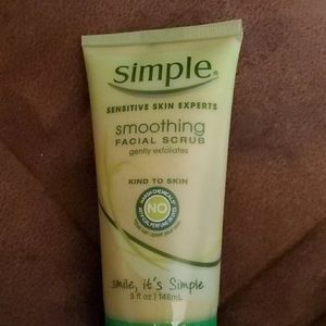 Simple smoothing facial scrub